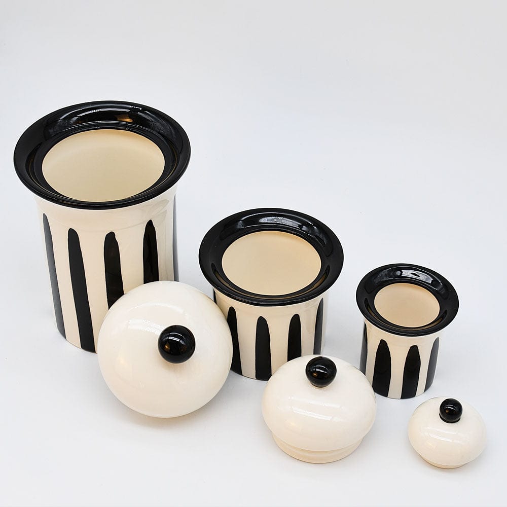 luisa-paix-o-costa-nova-mar-bo-te-cuisine-c-ramique-noire-12-cm-fait-main image 3