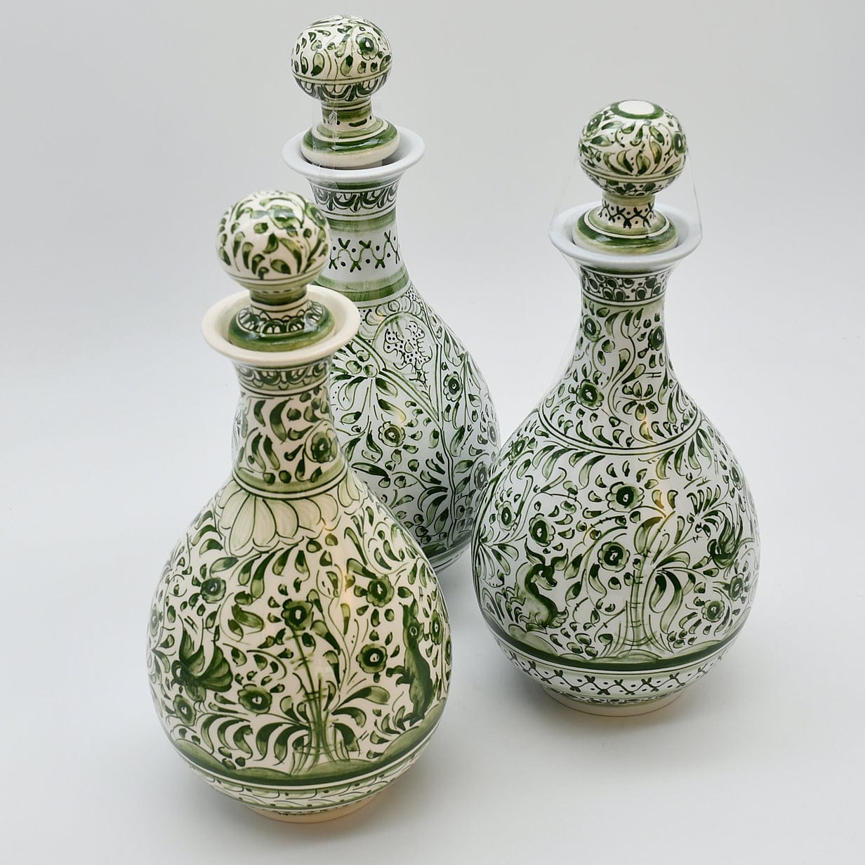 luisa-paix-o-coimbra-carafe-c-ramique-29cm-vert-floral image 7
