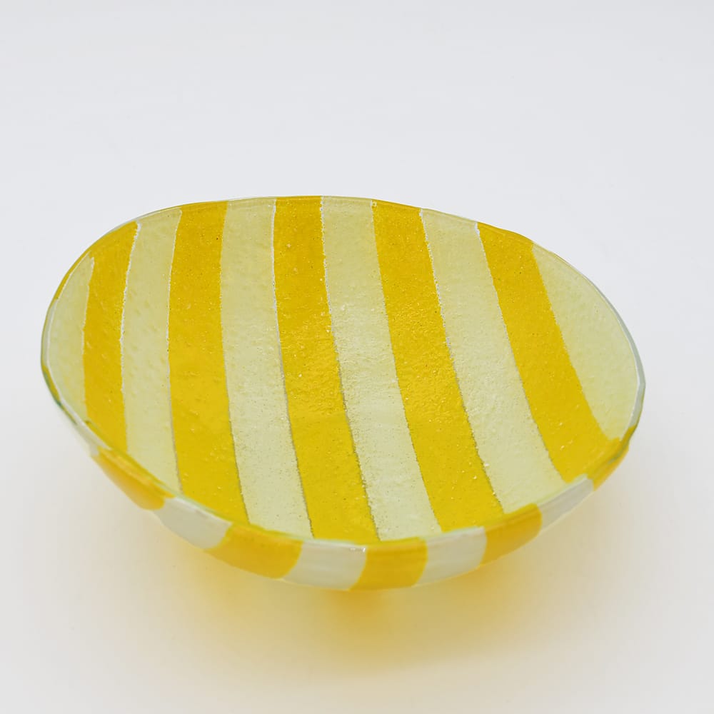 luisa-paix-o-saladier-marinha-grande-jaune-20cm-verre image 3