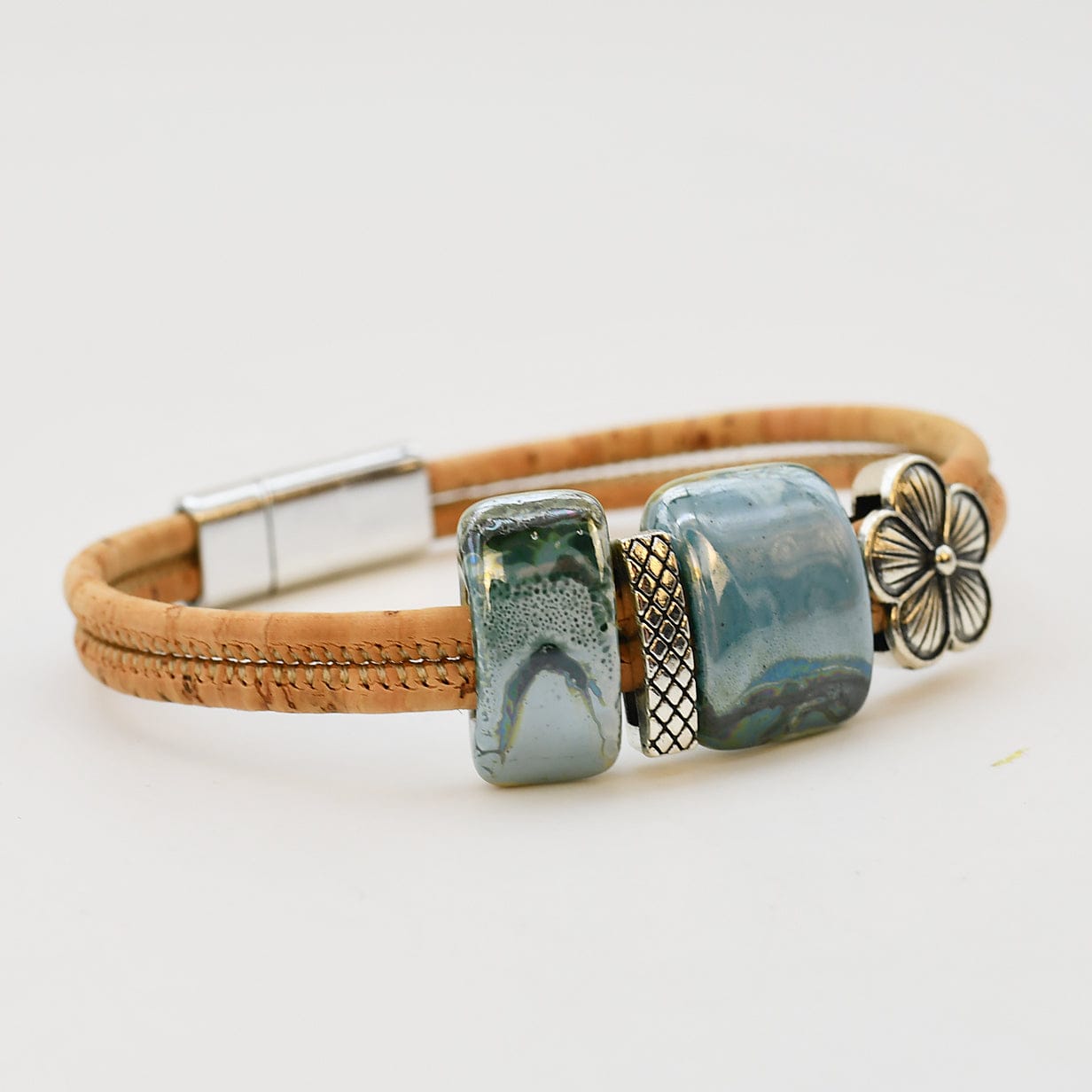 luisa-paix-o-bijoux-du-portugal-bracelet-li-ge-perles-turquoise-20cm image 3