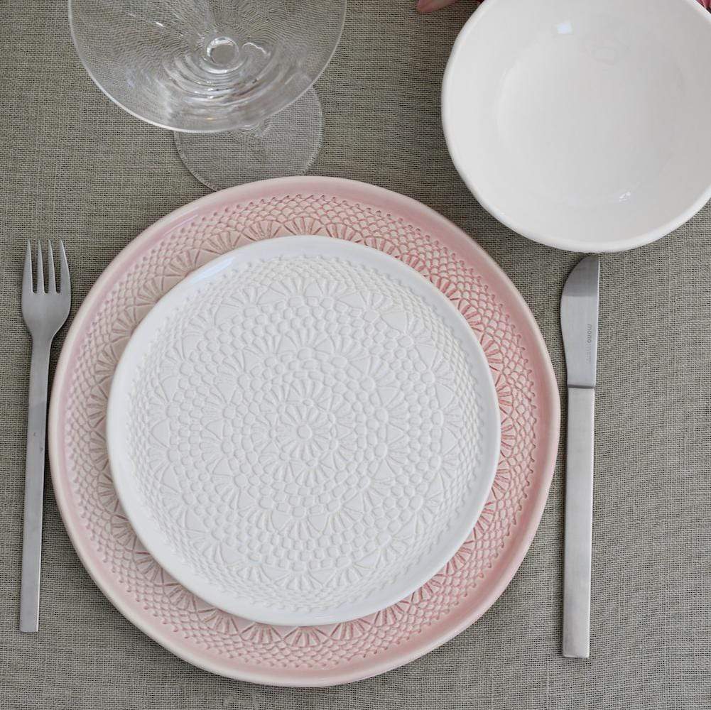 luisa-paix-o-carimbada-assiette-plate-rose-27-cm image 6