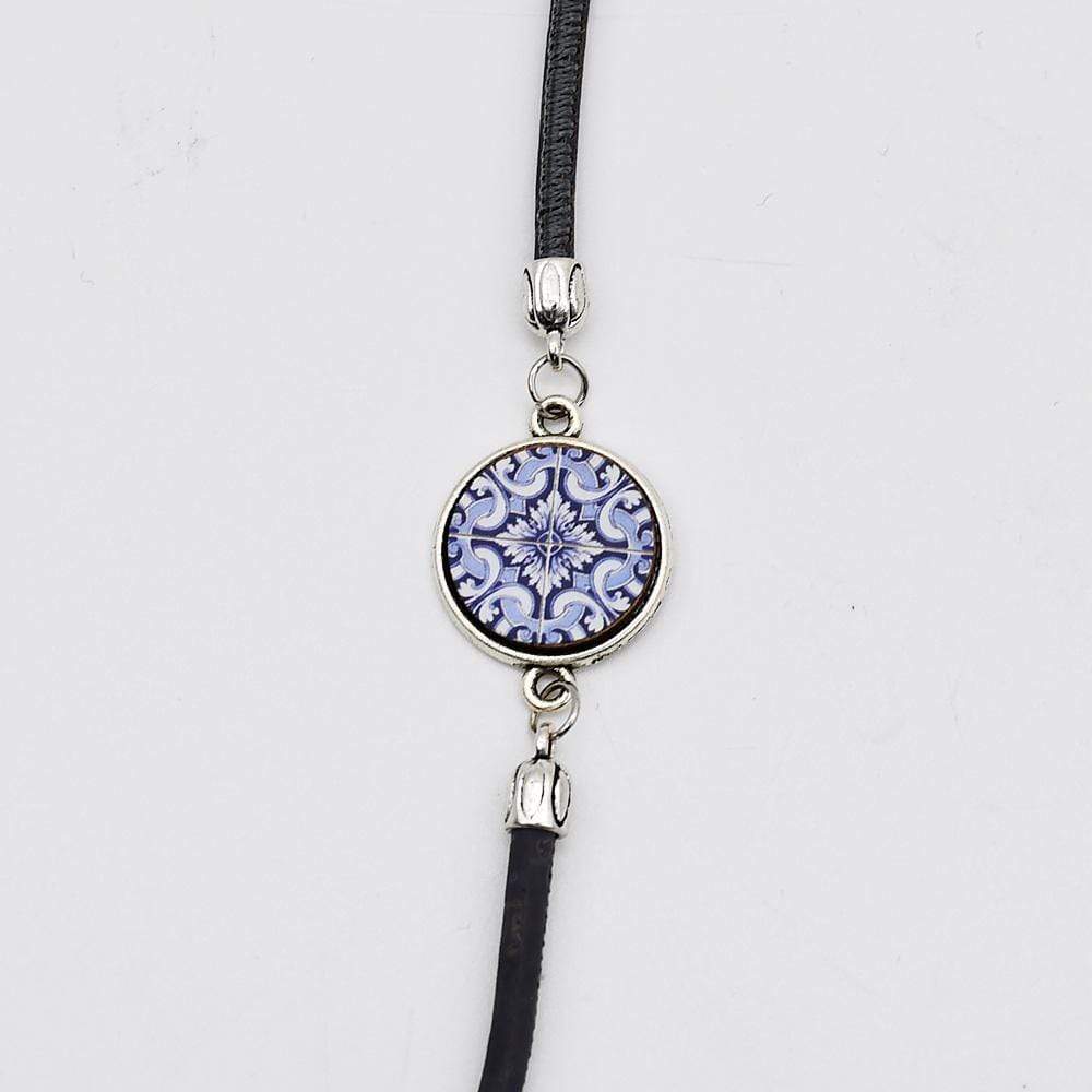 luisa-paix-o-bijoux-du-portugal-bracelet-coton-azulejo-noir-2-cm image 2