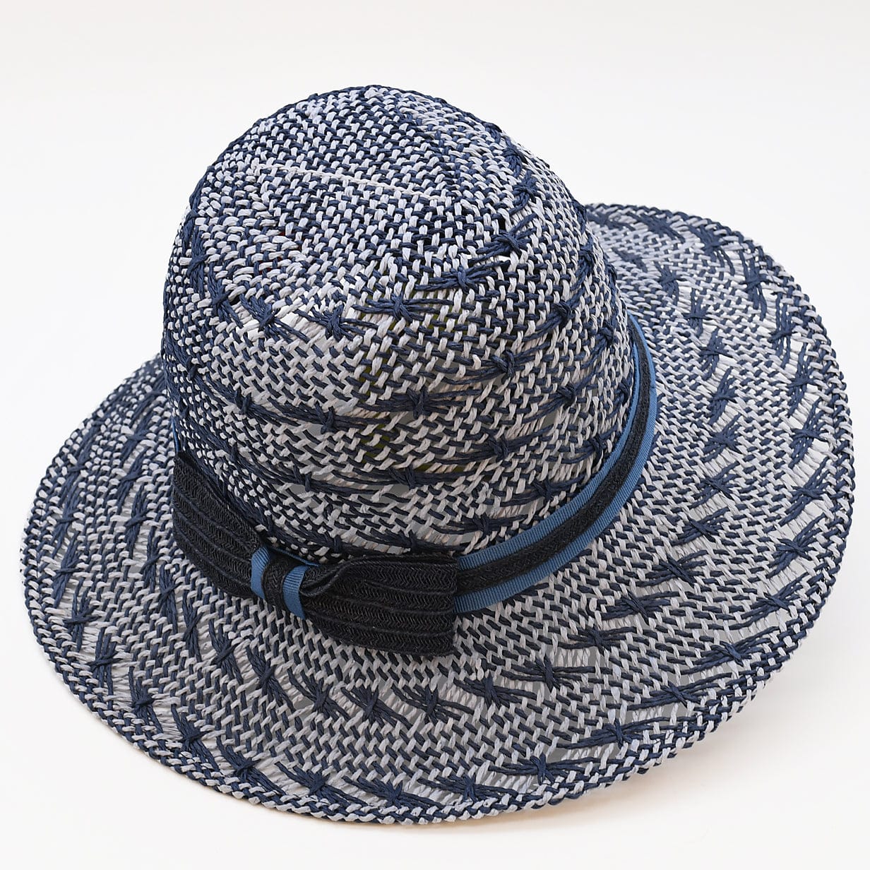 luisa-paix-o-accessoires-portugal-chapeau-plage-fibres-bleu-blanc image 4