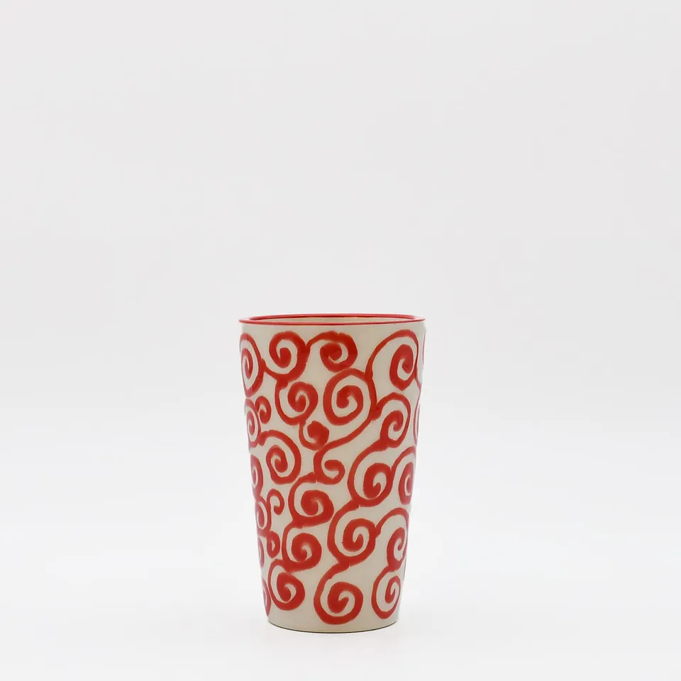 luisa-paix-o-redemoinho-mug-c-ramique-rouge-0-3l image 1