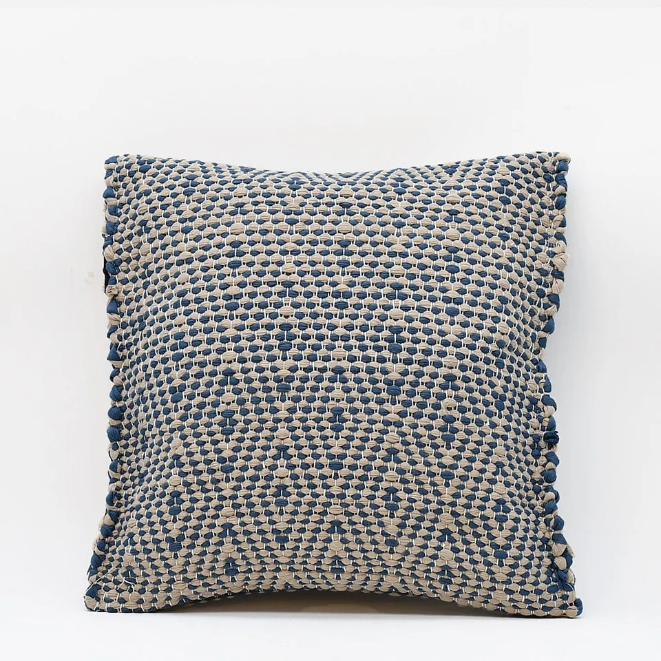 luisa-paix-o-housse-coussin-fibres-recycl-es-bleu-40x40cm image 1
