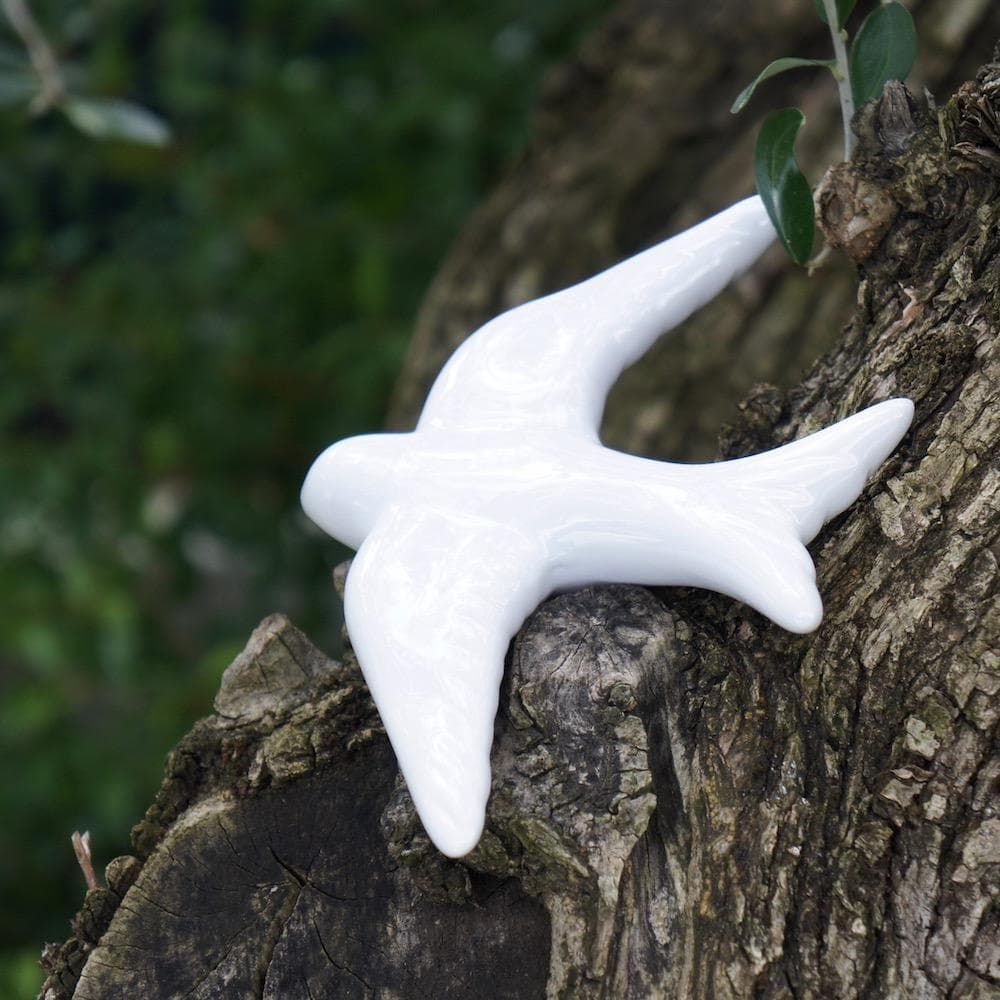 luisa-paix-o-hirondelle-traditionnelle-blanche-d-co-murale-8cm image 4