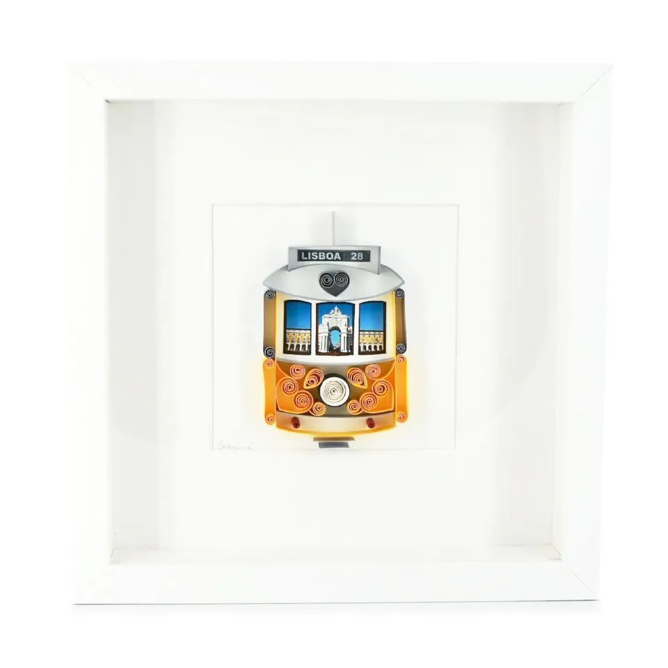 luisa-paix-o-electrico-28-tableau-paperolles-tramway-lisbonne-fait-main image 1
