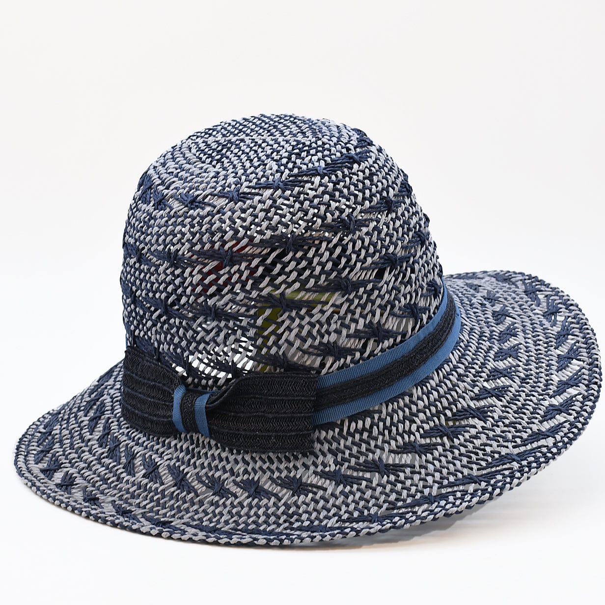 luisa-paix-o-accessoires-portugal-chapeau-plage-fibres-bleu-blanc image 1