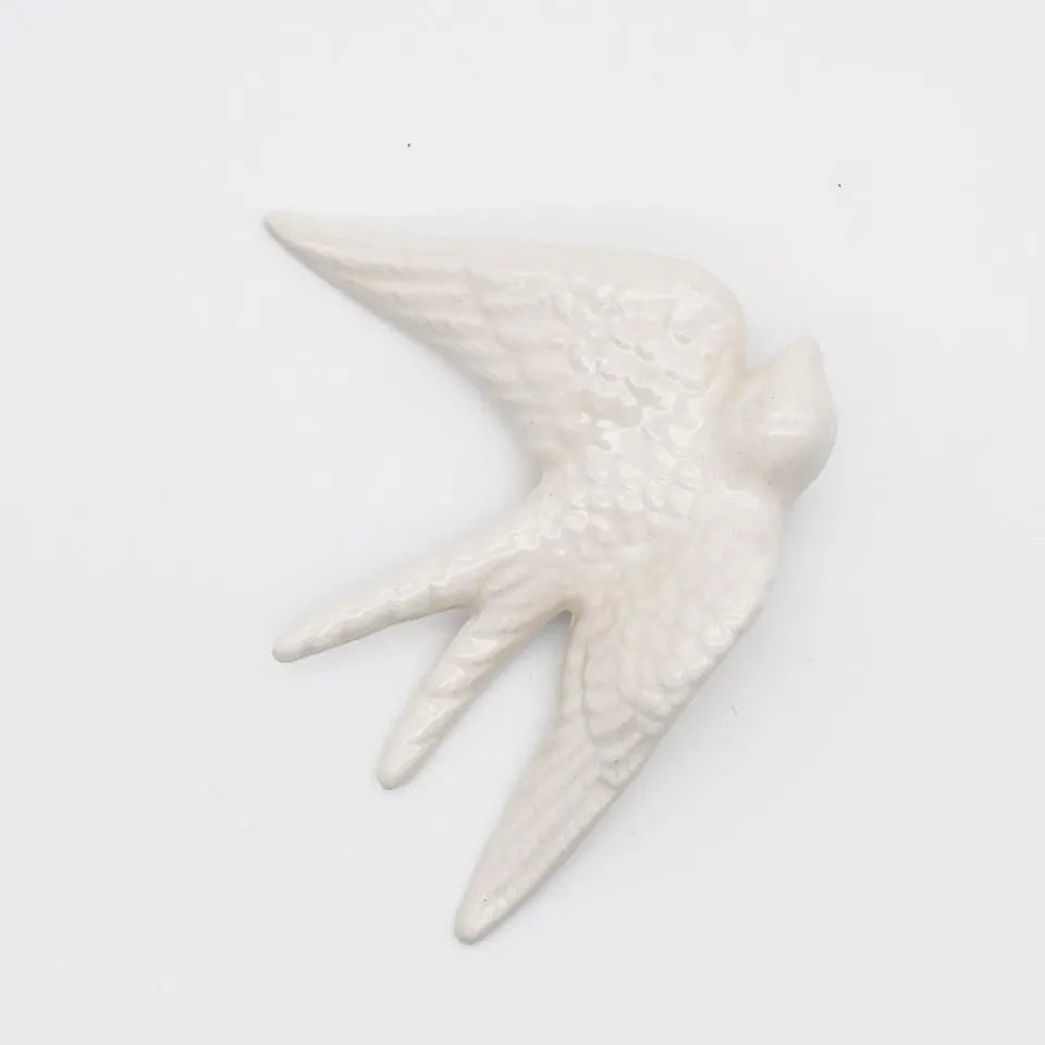 luisa-paix-o-hirondelle-traditionnelle-c-ramique-blanche-14-cm image 1
