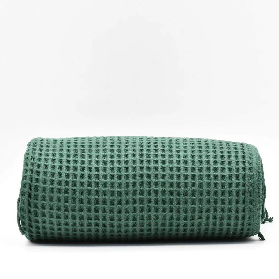 luisa-paix-o-plaid-coton-gaufr-vert-fonc-200x140 image 1