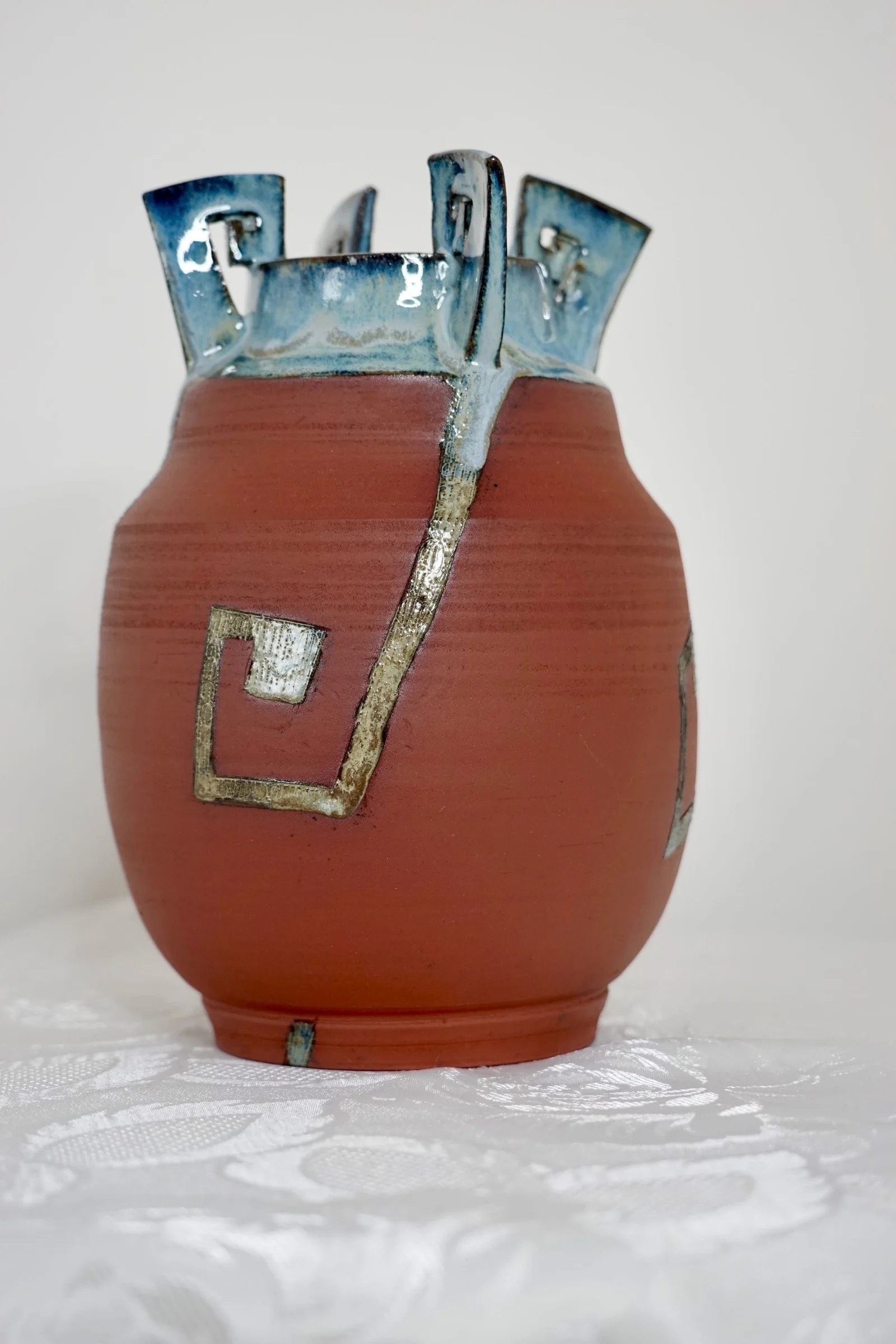l-atelier-c-h-pha-stos-vase-gr-s-rouge-bleu-24-cm image 1