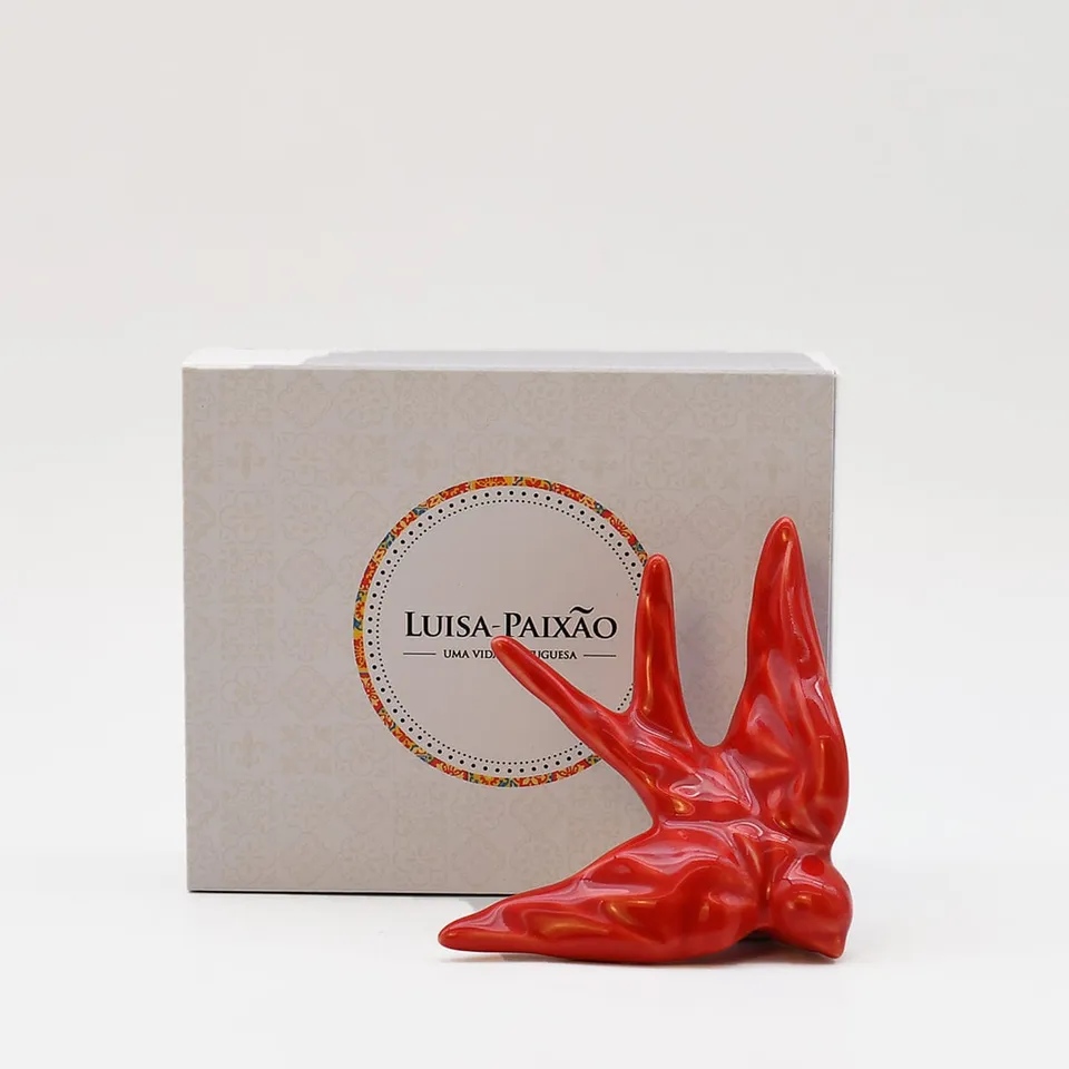 luisa-paix-o-hirondelle-stylis-e-c-ramique-rouge-coffret-10-cm image 1