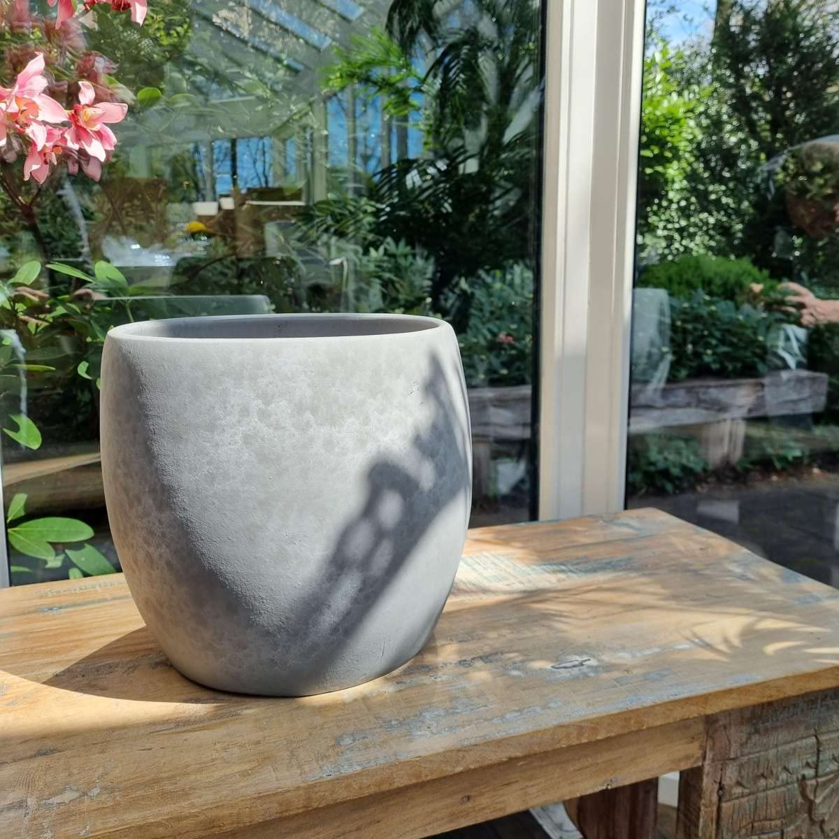edelman-lester-pot-rond-l-cache-pot-fleurs-et-plantes image 3