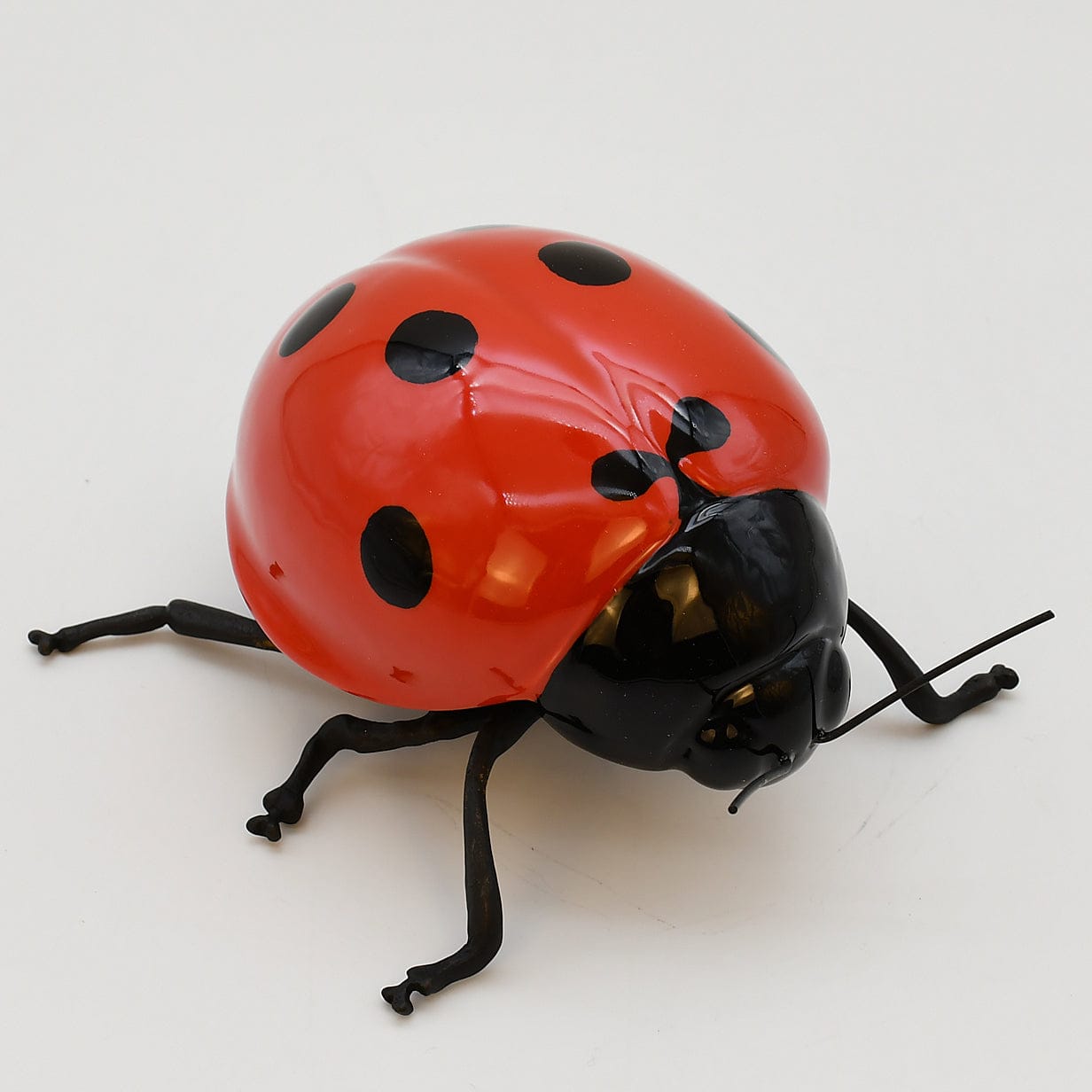 luisa-paix-o-joaninha-coccinelle-c-ramique-laiton-16-cm image 6