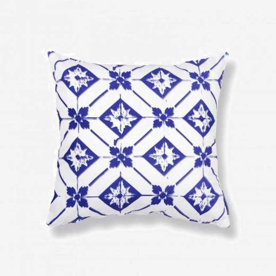 luisa-paix-o-azulejos-housse-de-coussin-50x50-coton-blanc image 1
