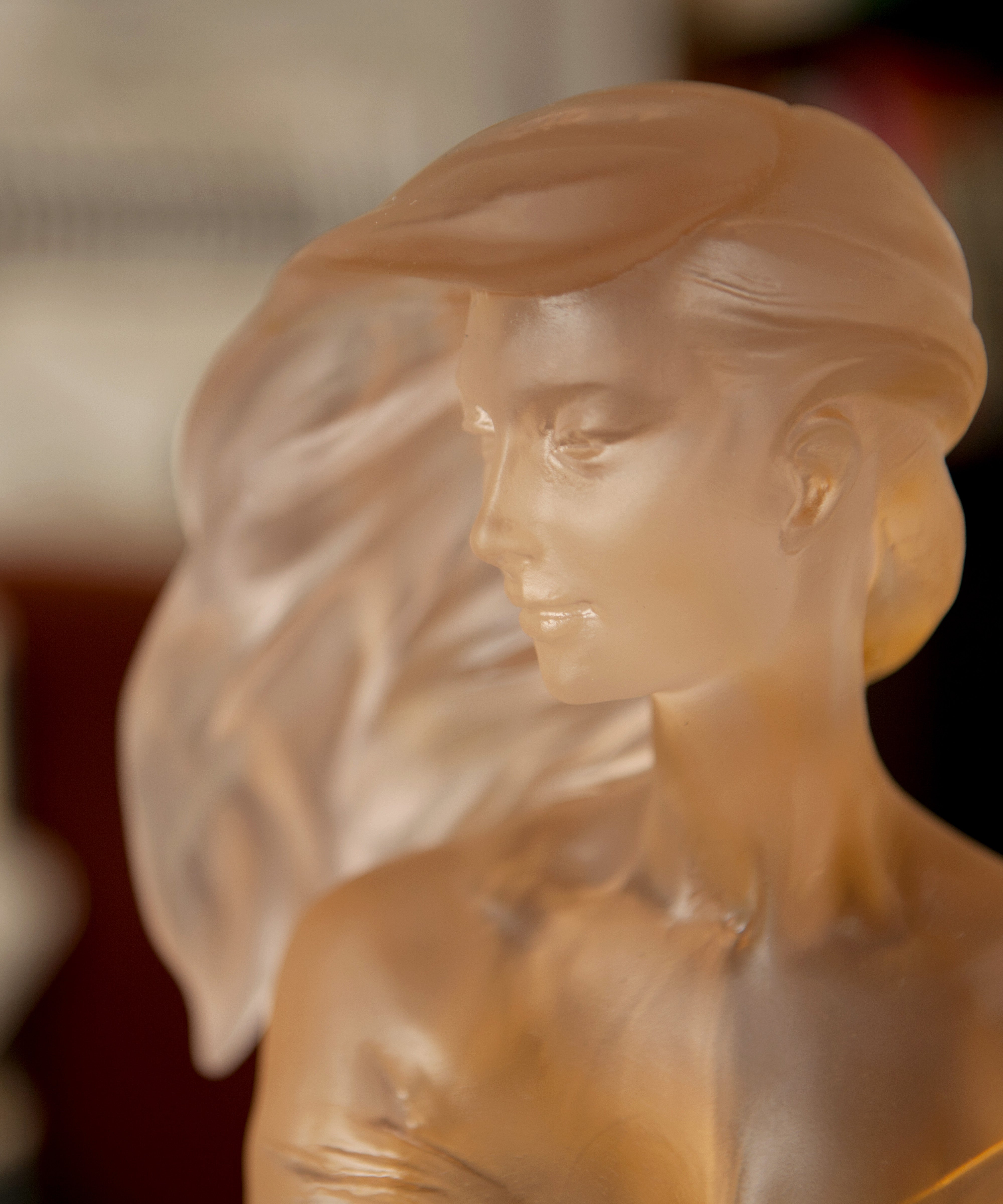 daum-art-cristal-douce-muse-luo-li-rong-sculpture-125ex image 4