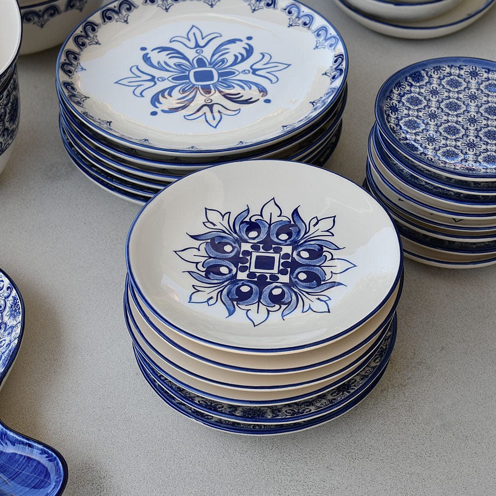 luisa-paix-o-bras-o-assiette-c-ramique-bleue-20cm image 6