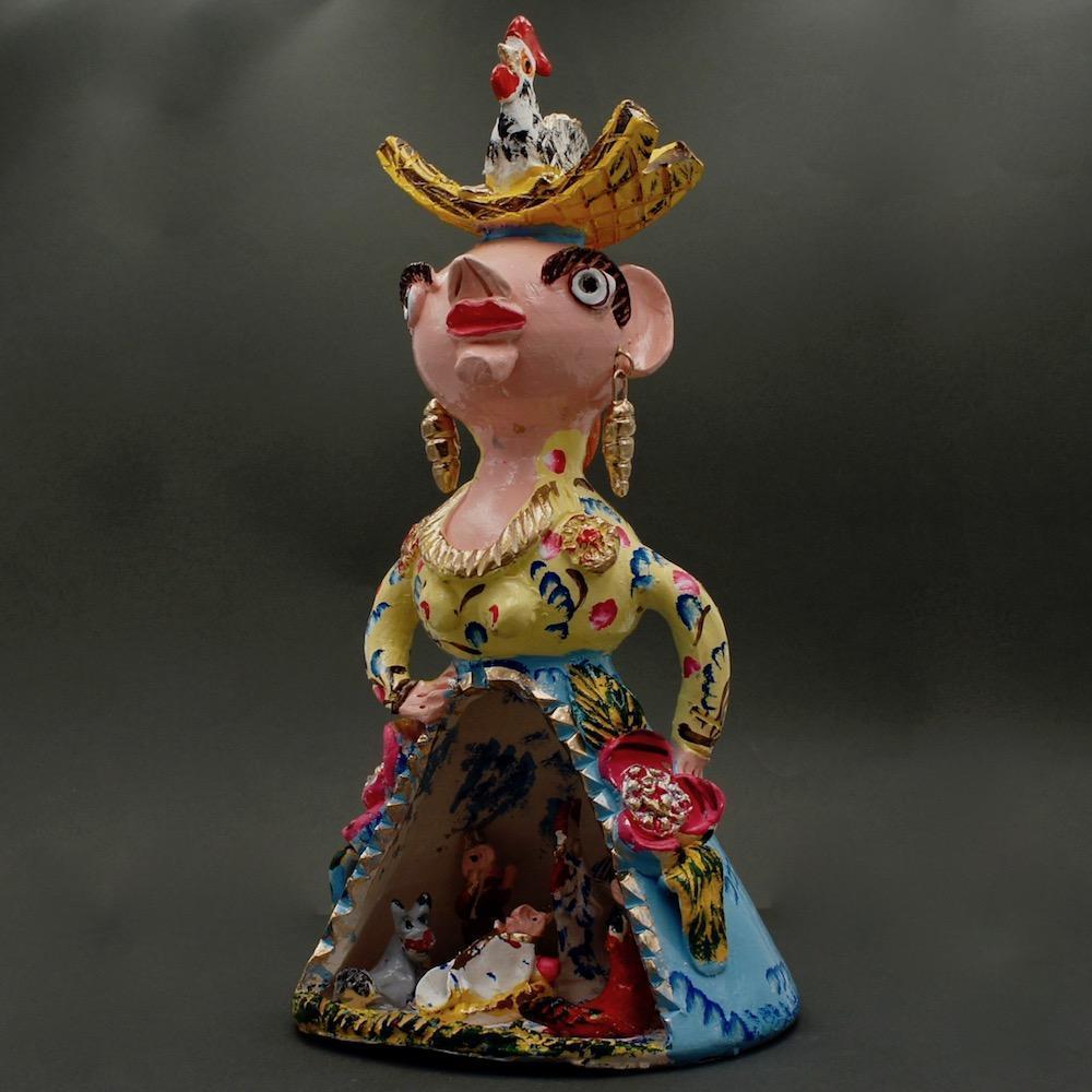 luisa-paix-o-boneca-com-pr-s-pio-40-cm-figurine-j-lia-c-ta image 2