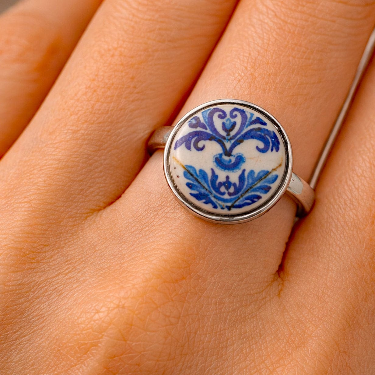 luisa-paix-o-bijoux-portugal-bague-azulejos-ronde-2-5-cm image 2