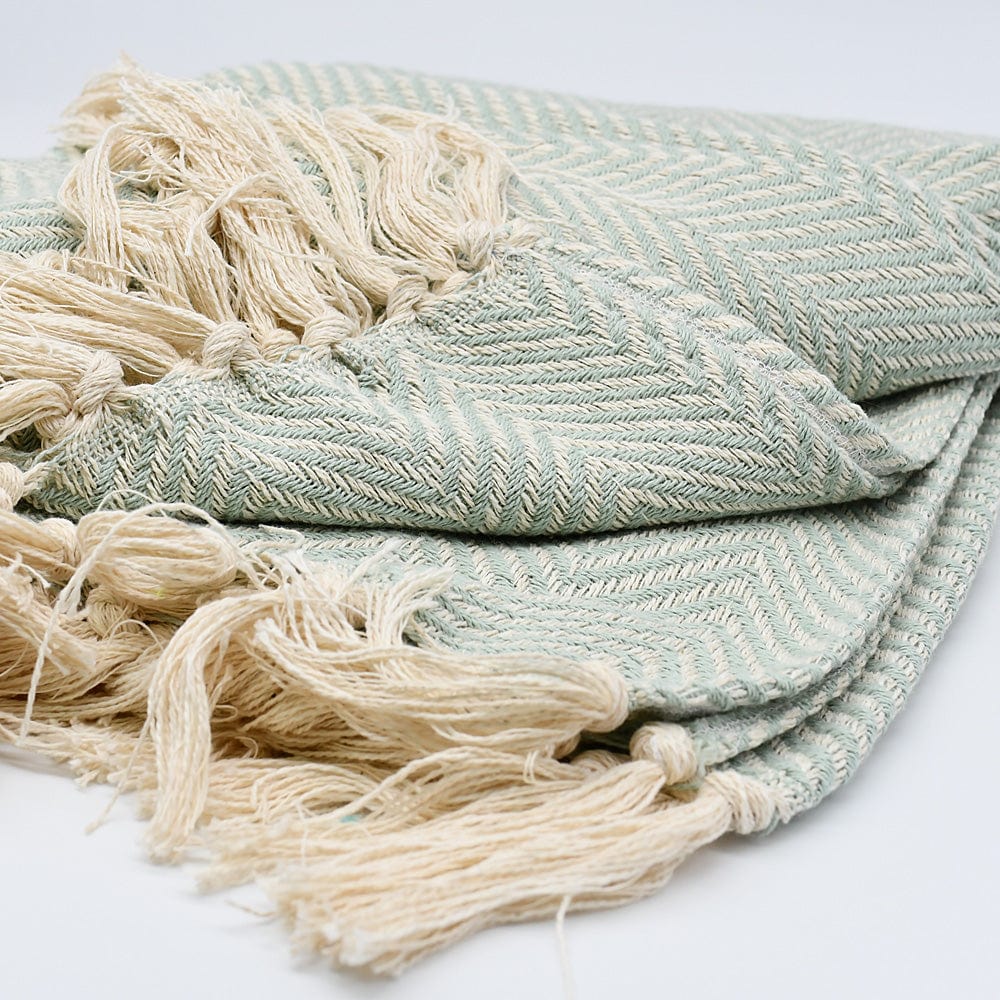 luisa-paix-o-plaid-chevrons-coton-200x135-cm-vert-d-eau image 3