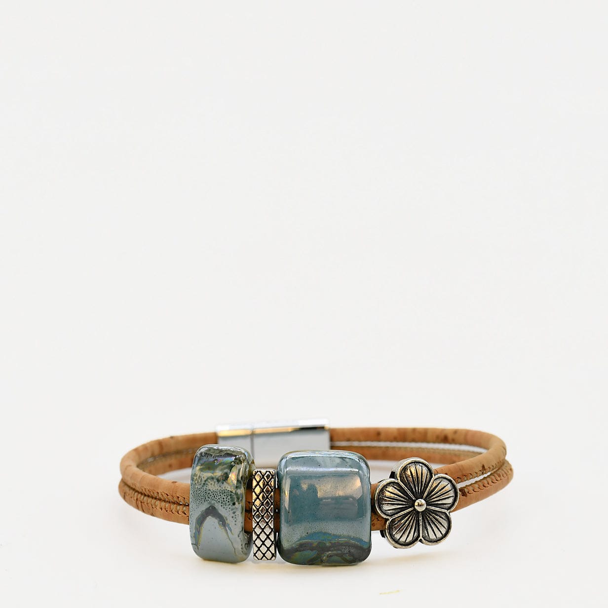 luisa-paix-o-bijoux-du-portugal-bracelet-li-ge-perles-turquoise-20cm image 1