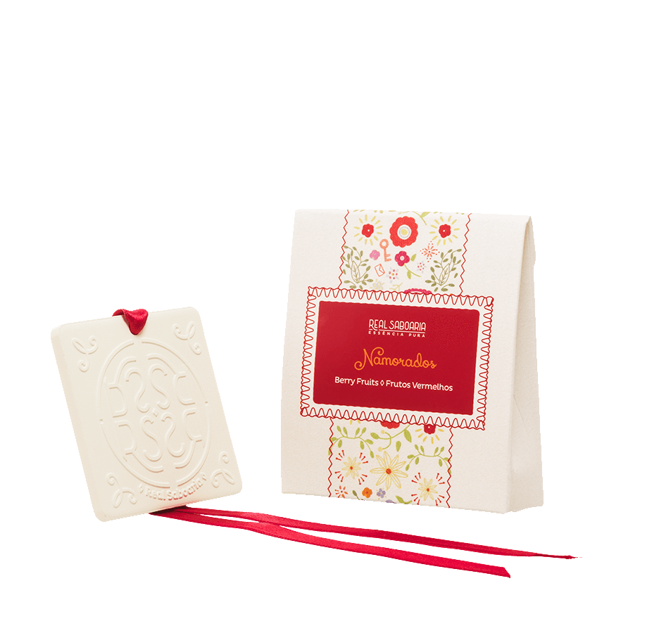 luisa-paix-o-namorados-c-ramique-parfum-e-fruits-rouges image 1