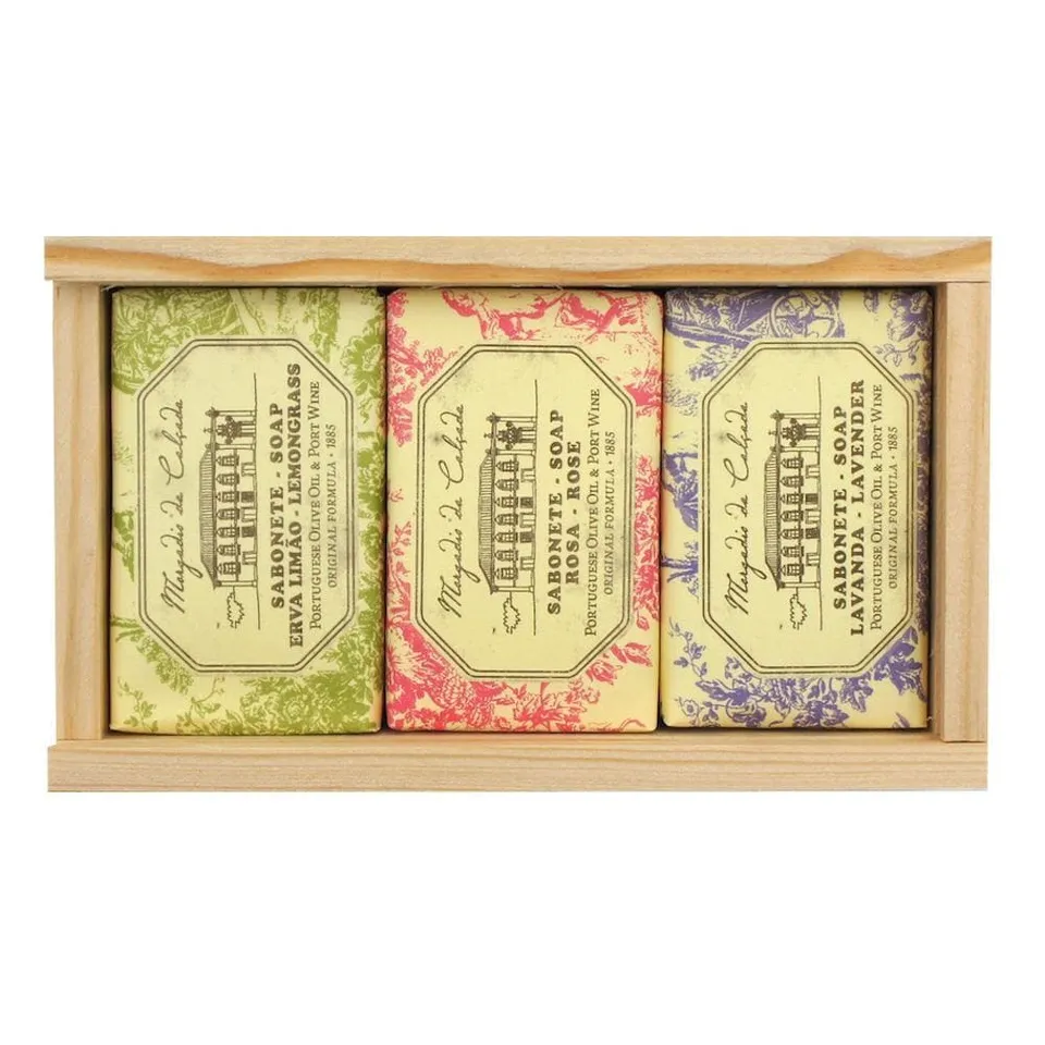 luisa-paix-o-parfums-coffret-3-savons-p-pins-raisin-porto image 1