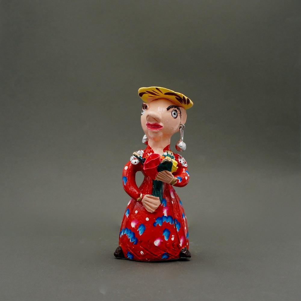 luisa-paix-o-boneca-com-flores-20-cm-statuette-j-lia-c-ta image 2
