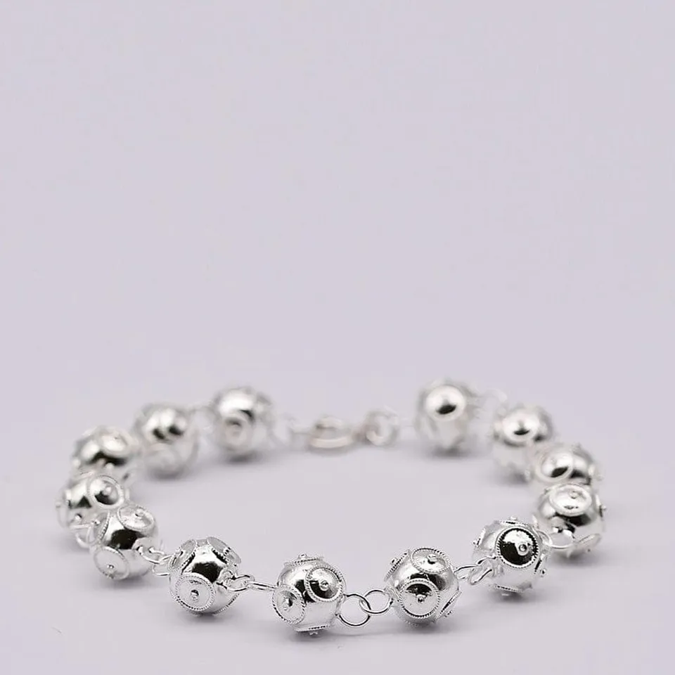 luisa-paix-o-conta-de-viana-bracelet-argent-13-perles image 1