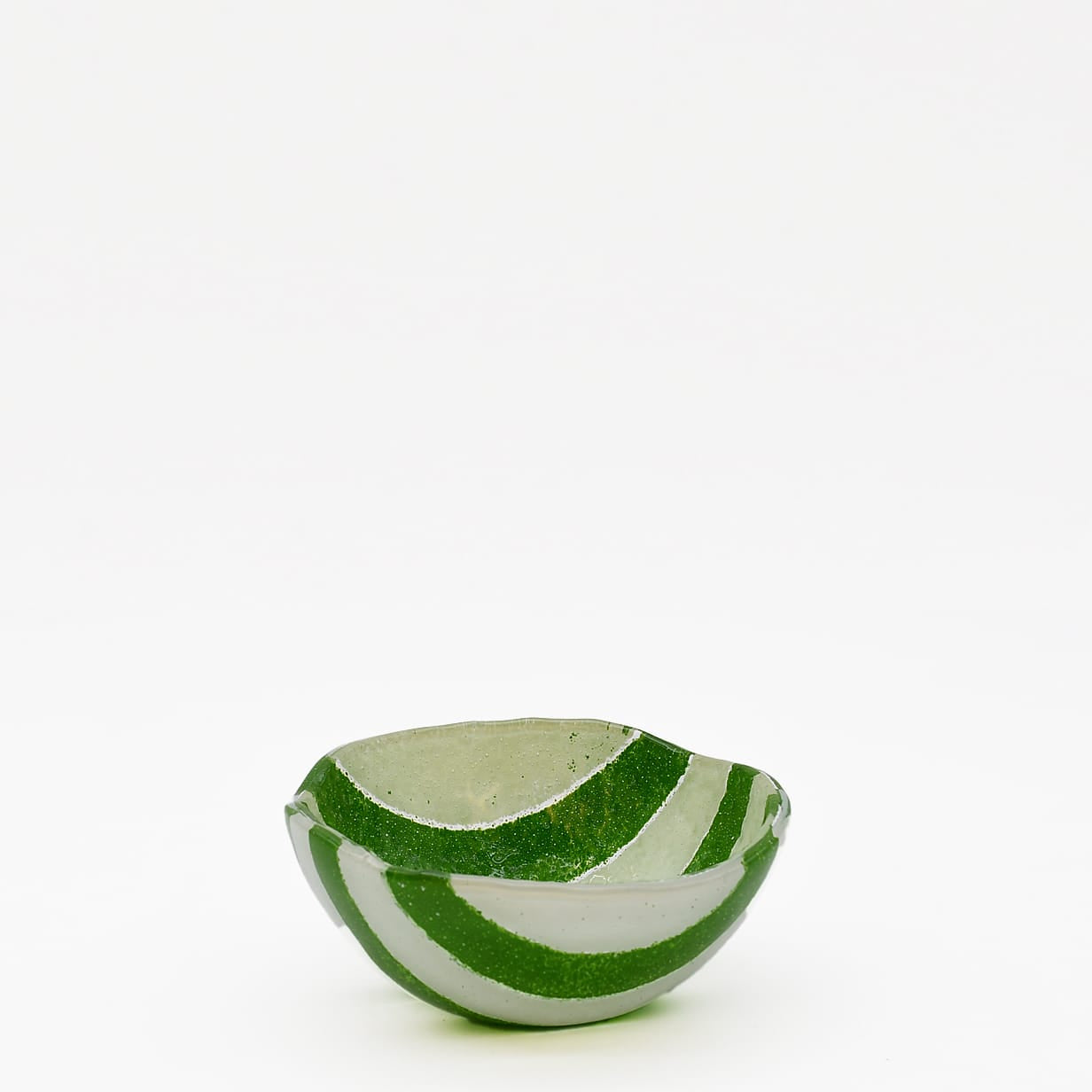 luisa-paix-o-marinha-grande-saladier-verre-vert-13-cm image 1