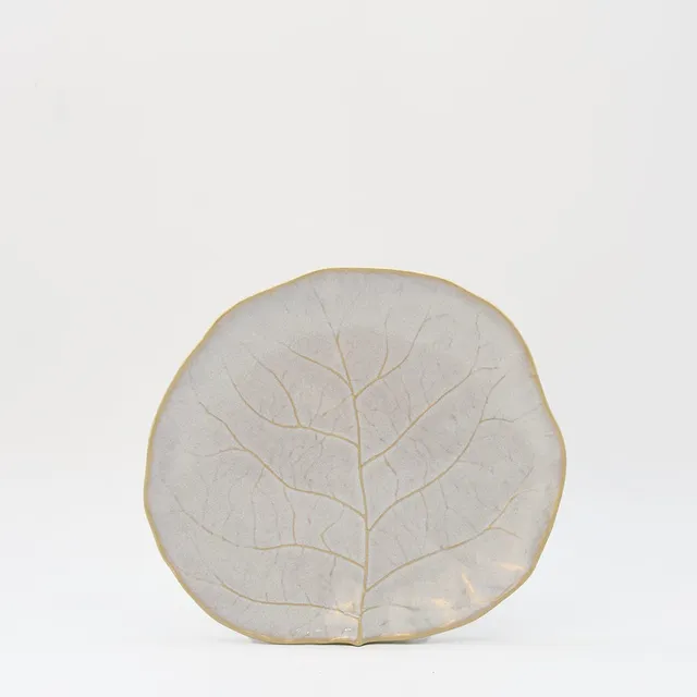 luisa-paix-o-vaisselle-portugaise-assiette-chou-blanc-23-cm image 1