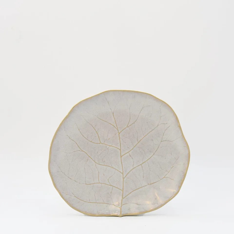 luisa-paix-o-vaisselle-portugaise-assiette-chou-blanc-23-cm image 1