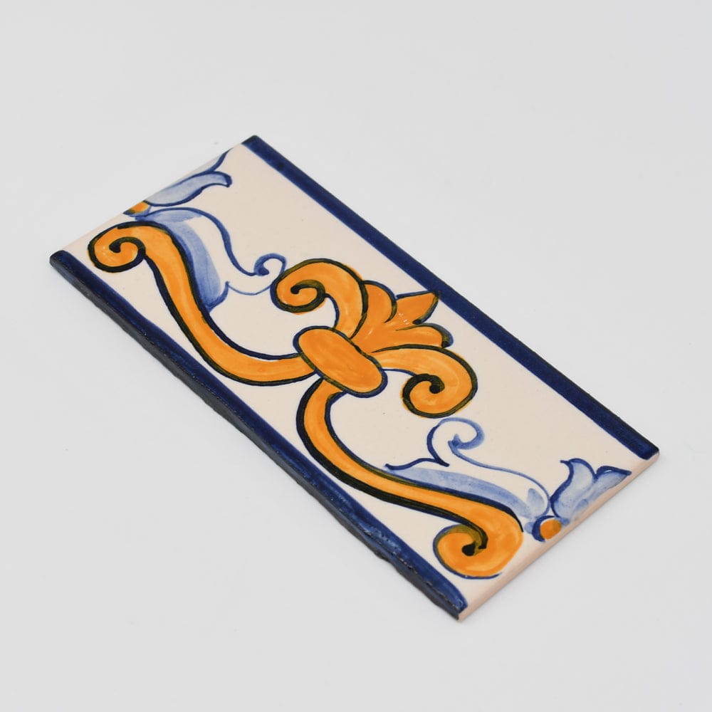 luisa-paix-o-azulejos-frise-carrelage-peint-main-15x7-5cm image 3