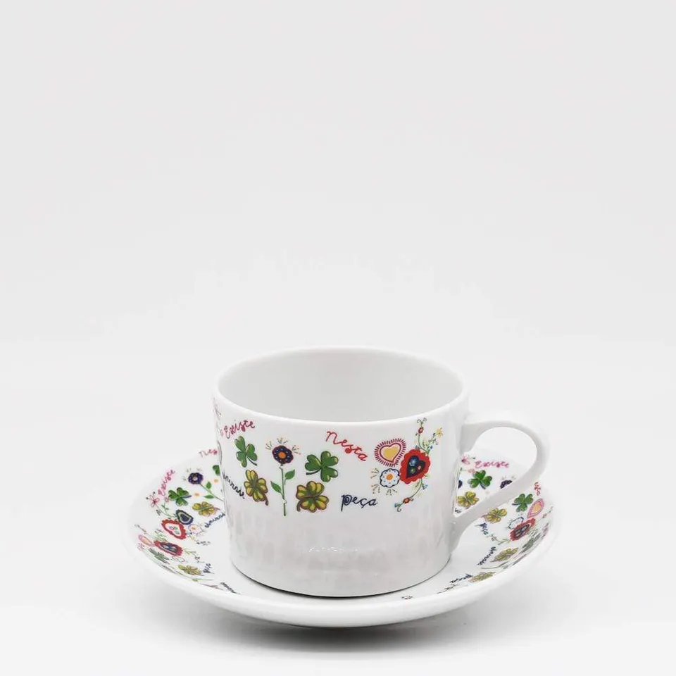 luisa-paix-o-vaisselle-portugaise-amizade-tasse-porcelaine-et-sous-tasse image 1
