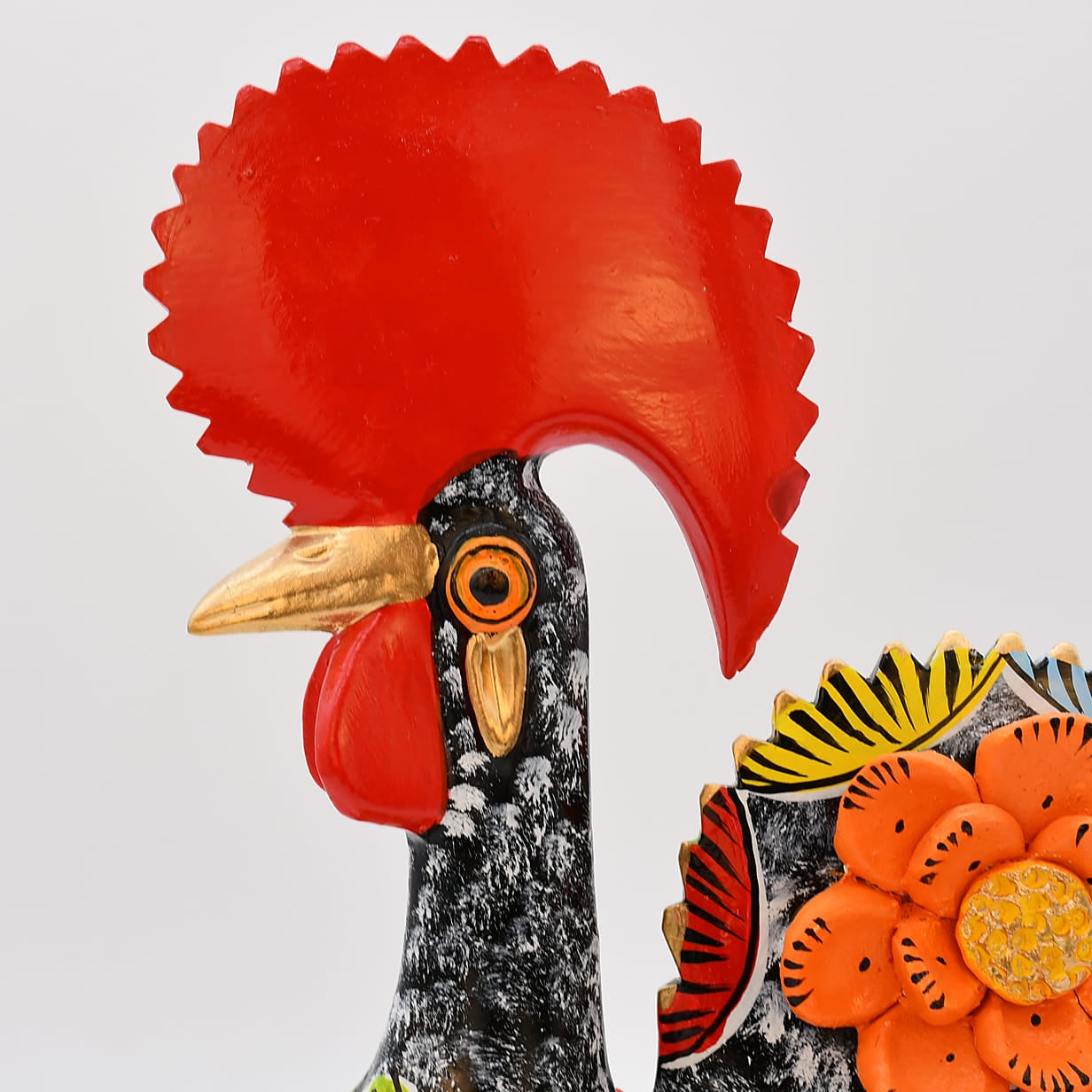 luisa-paix-o-coq-de-barcelos-25cm-noir-figurine-c-ramique-unique image 5