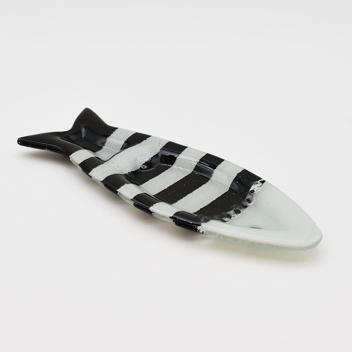 luisa-paix-o-vaisselle-portugaise-coupe-olive-verre-noir-sardine-23-cm image 3