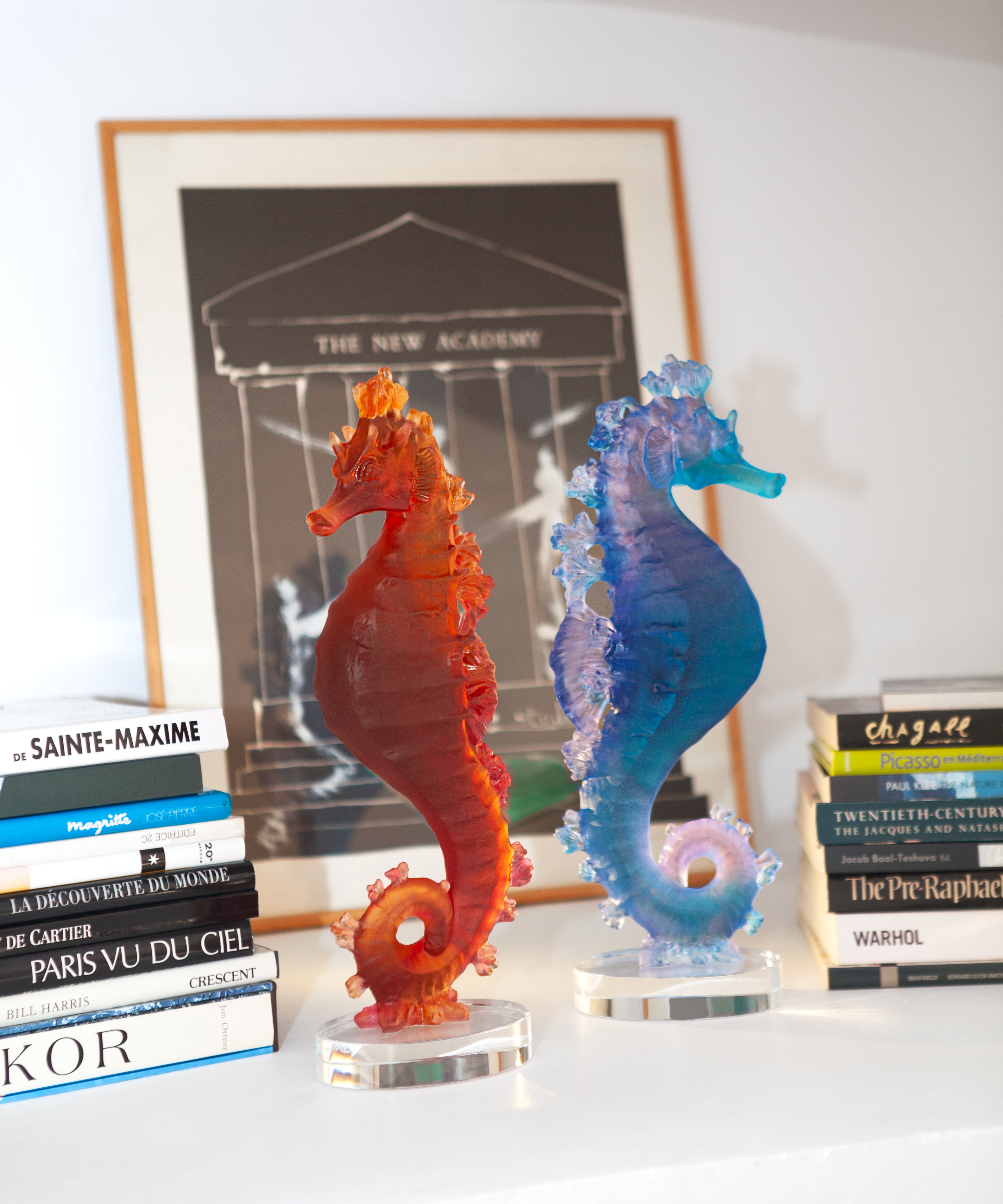 daum-mer-de-corail-hippocampe-sculpture-ambre-rouge image 5