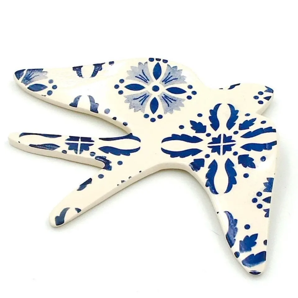luisa-paix-o-hirondelle-en-c-ramique-andorinha-bleue-16cm image 1
