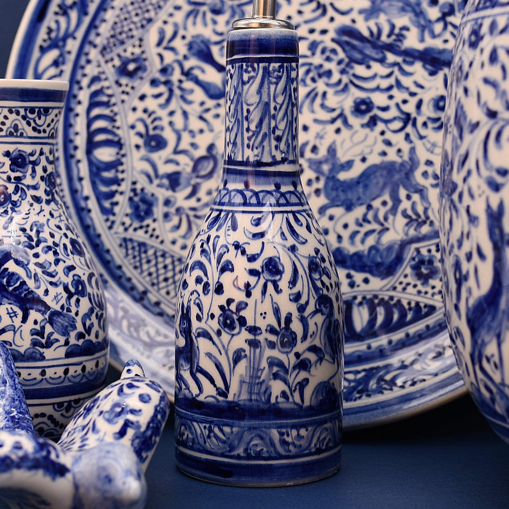 luisa-paix-o-carafe-huile-c-ramique-de-coimbra-bleue image 6