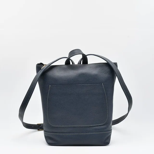 luisa-paix-o-accessoires-du-portugal-sac-dos-cuir-bleu image 1