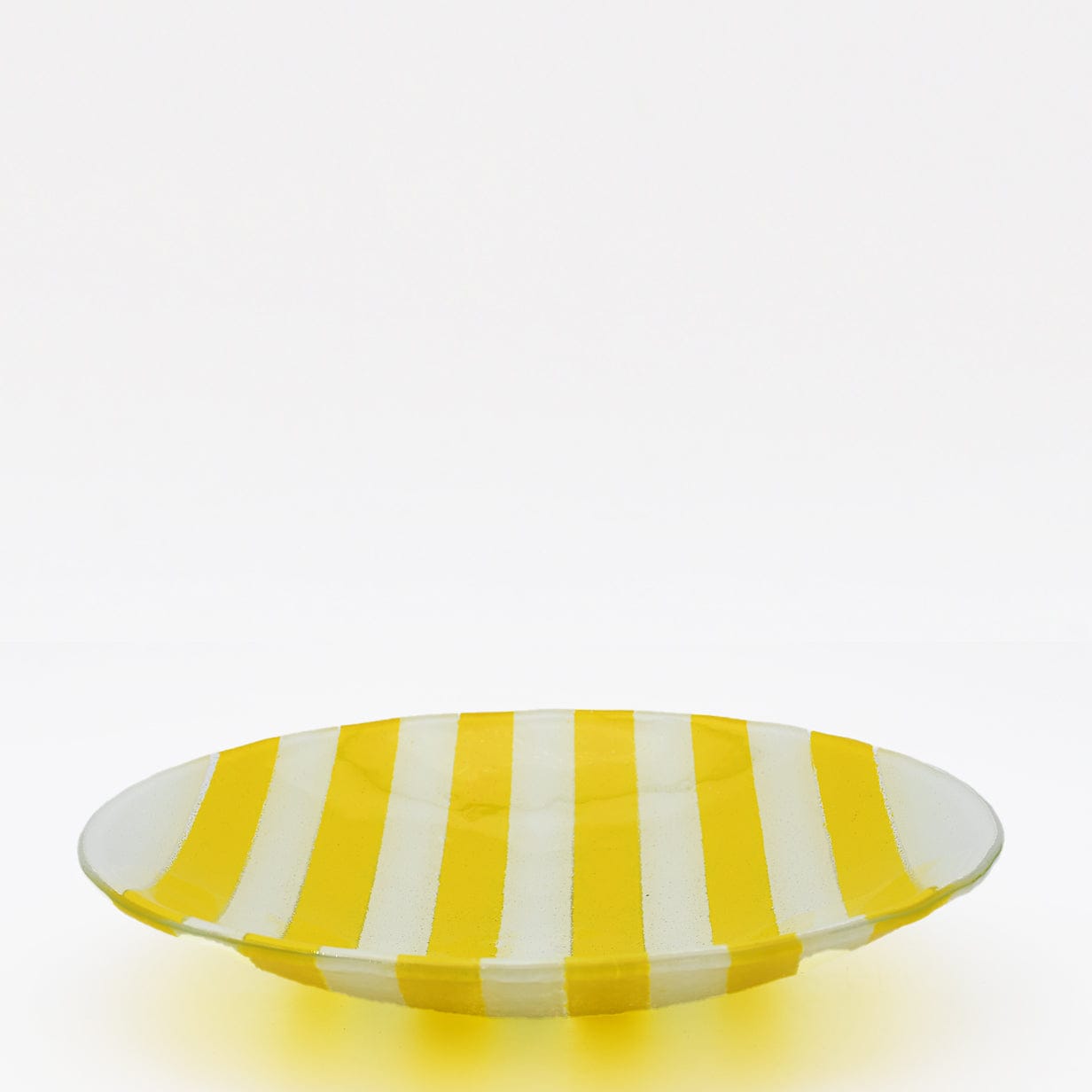luisa-paix-o-marinha-grande-plat-verre-jaune-28cm image 1