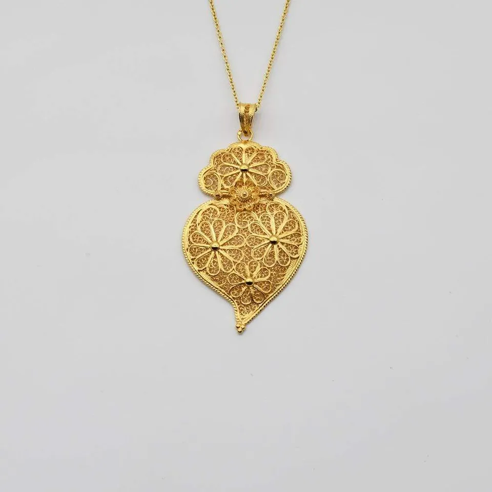 luisa-paix-o-cora-o-de-viana-pendentif-argent-dor-6cm image 1