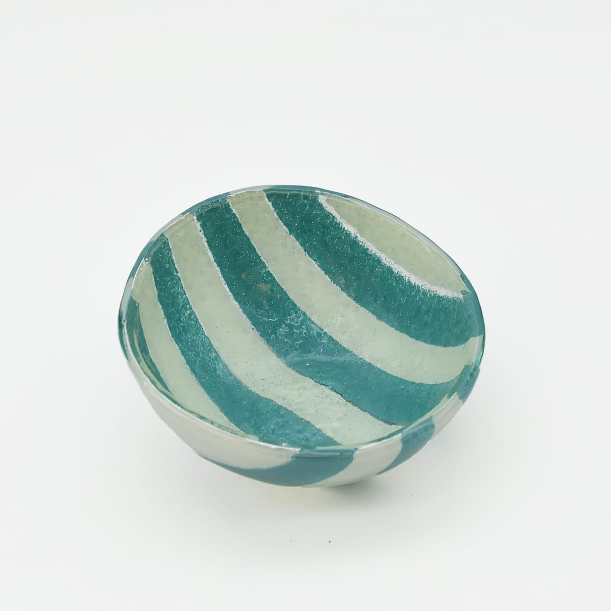 luisa-paix-o-marinha-grande-saladier-verre-turquoise-13-cm image 4