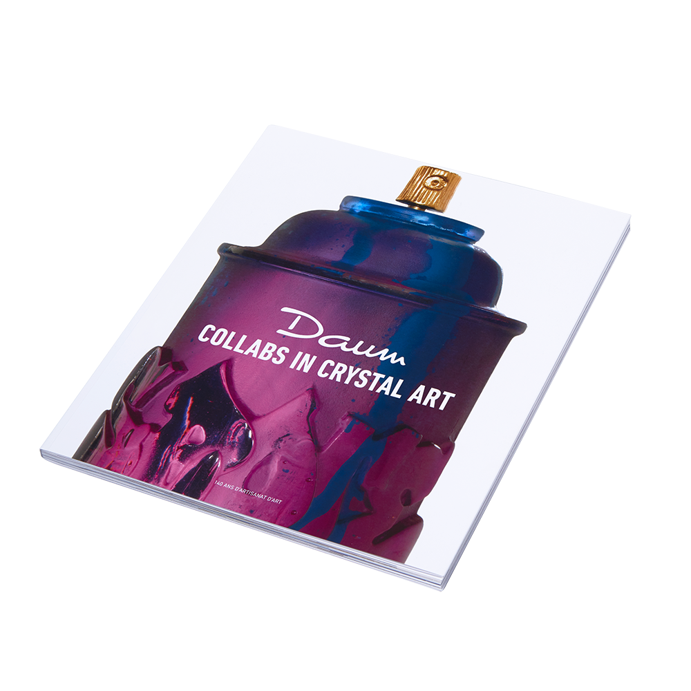 daum-d-coration-cristal-livre-collabs-paris-with-love-kongo image 1