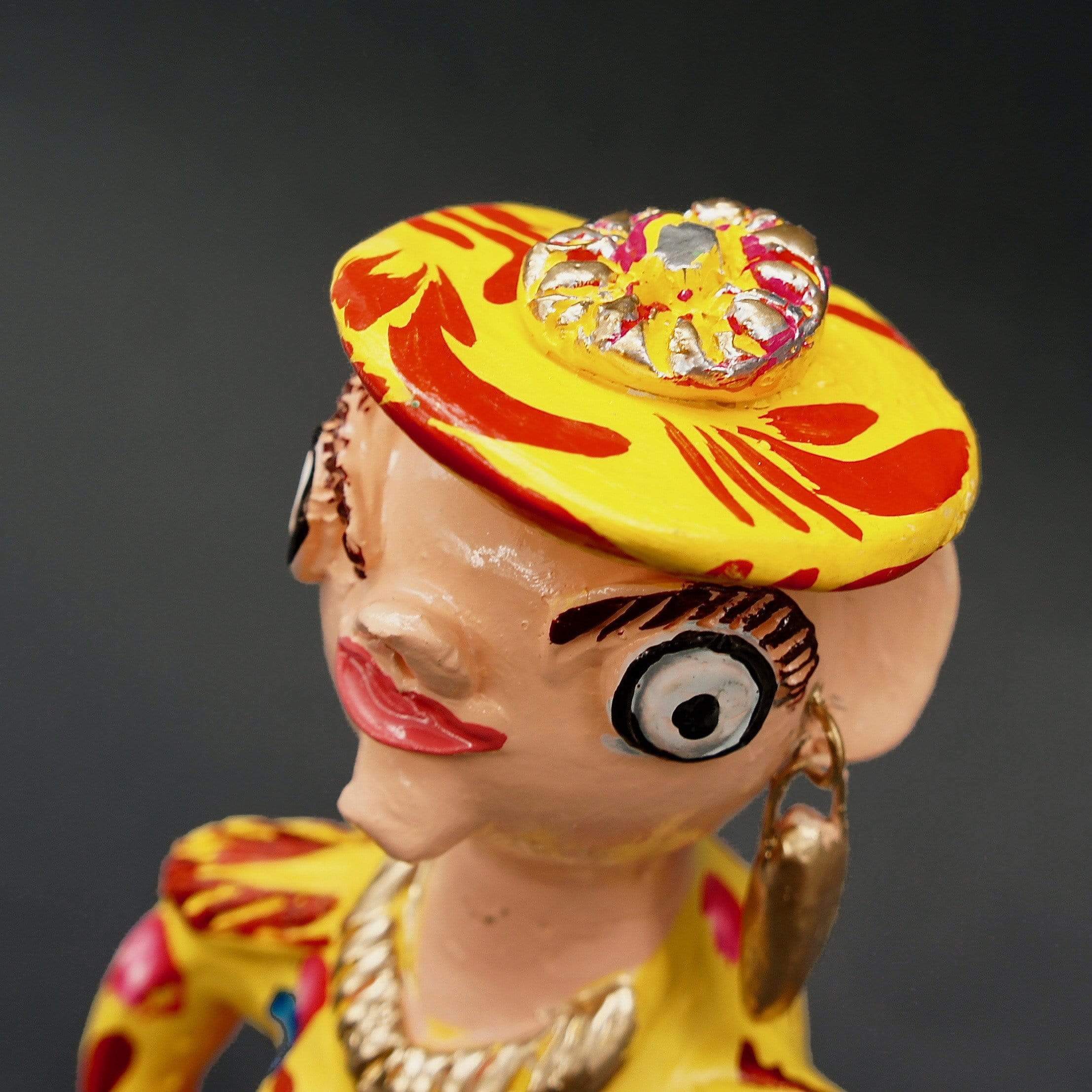 luisa-paix-o-j-lia-c-ta-boneca-minhota-statuette-20-cm image 5