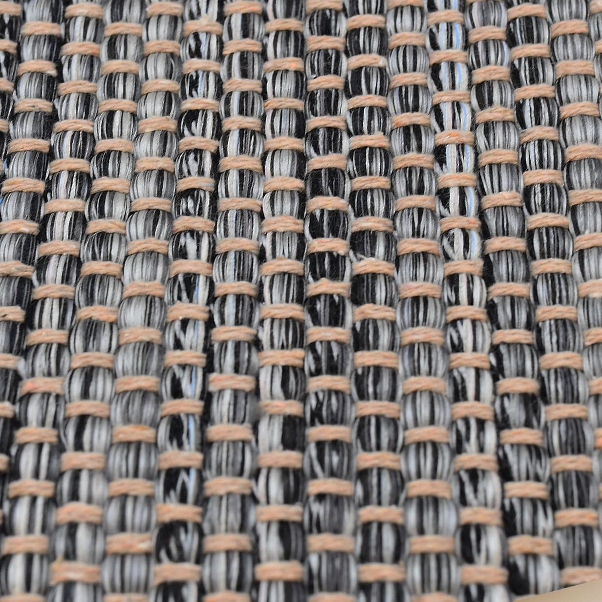 luisa-paix-o-tapis-gris-fibres-m-lang-es-lavable-100x60 image 3