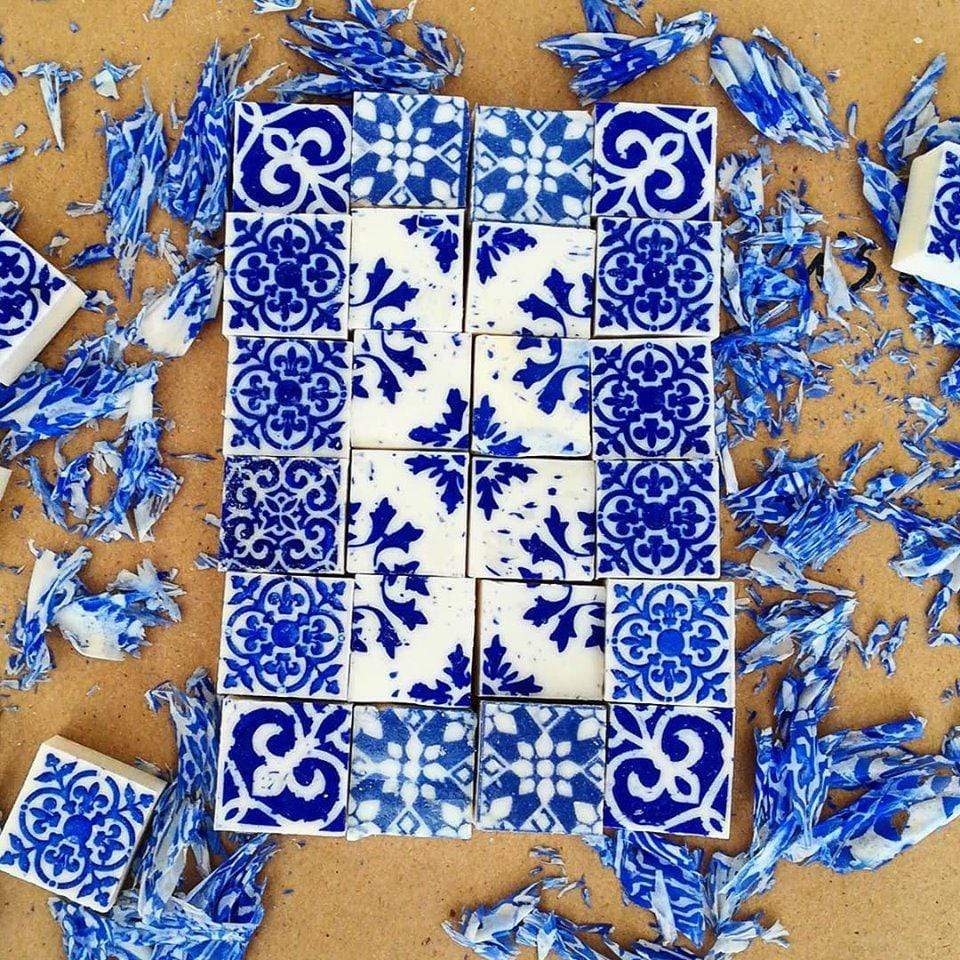 luisa-paix-o-lisboa-savon-artisanal-citron-azulejos-80g image 4