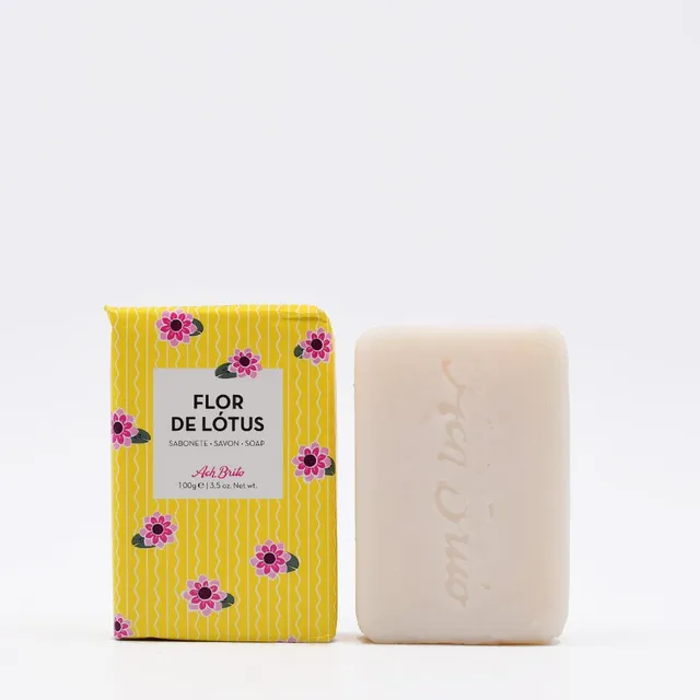 luisa-paix-o-savon-lotus-100g-hydratant-amande-douce image 1
