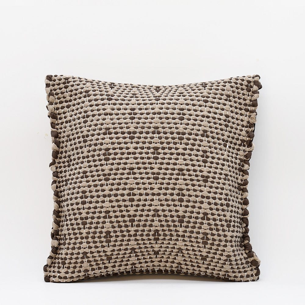 luisa-paix-o-housse-de-coussin-fibres-recycl-es-marron-40x40cm image 1