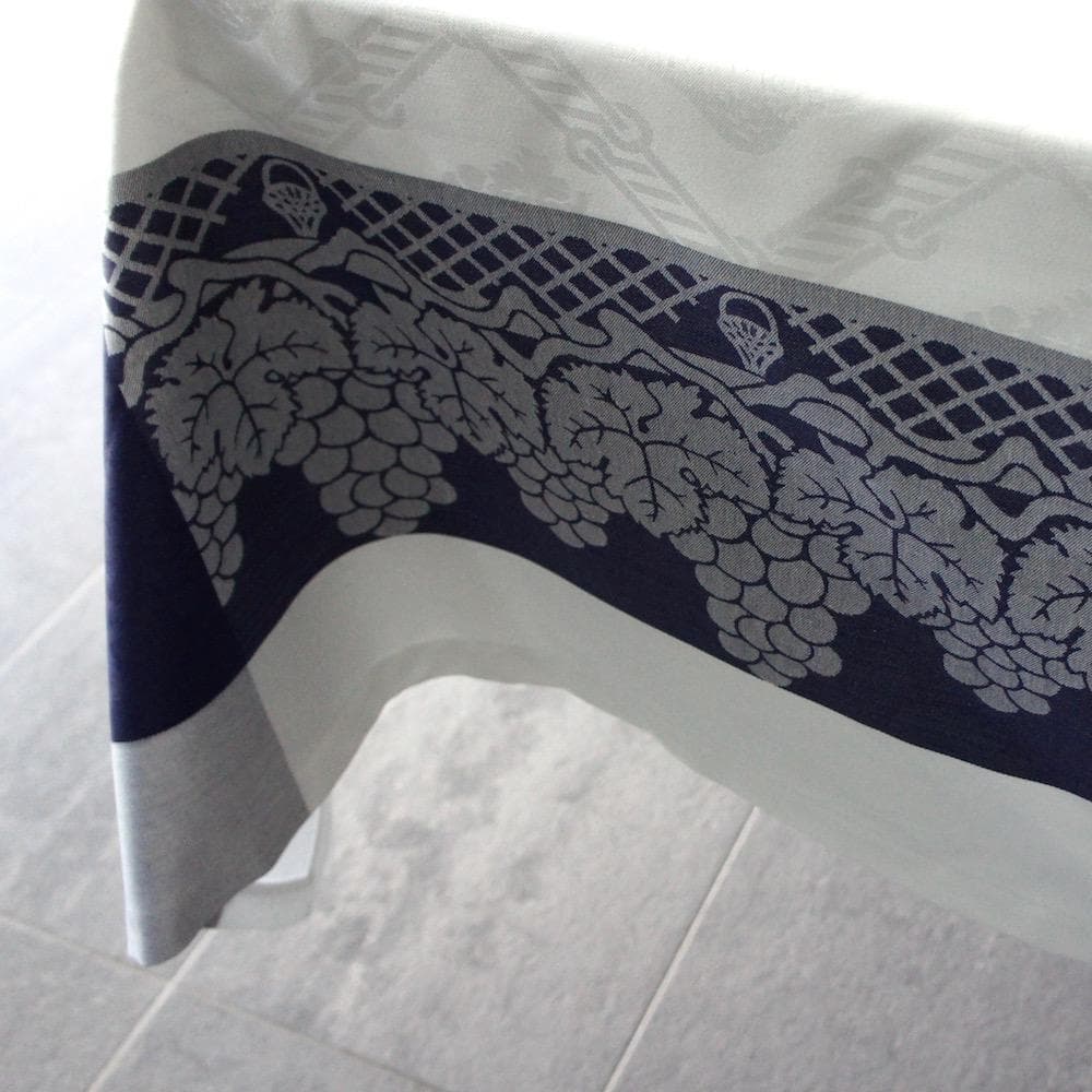 luisa-paix-o-nappe-coton-blanche-bleue-300x180 image 5